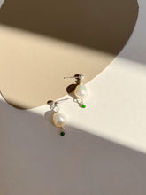 Load image into Gallery viewer, Esther Freshwater Pearl Earring