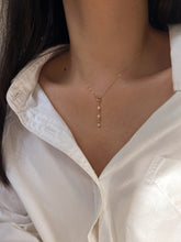Load image into Gallery viewer, Kathleen Pearl Dainty Necklace