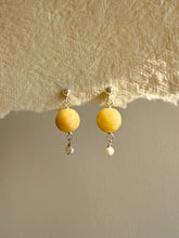 Load image into Gallery viewer, Esther Topaz Earring