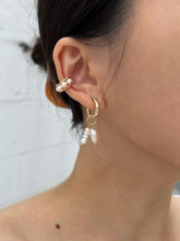 Load image into Gallery viewer, Hailey Pearl Huggie Hoop Earring (Single)