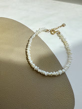 Load image into Gallery viewer, Dia Mini Beaded Pearl Layering Bracelet