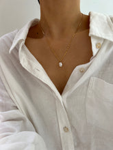 Load image into Gallery viewer, Becca Baroque Pearl Necklace Adjustable