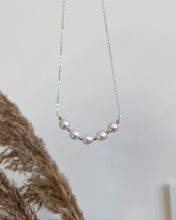 Load image into Gallery viewer, Lara 14K Gold Akoya Freshwater Pearl Choker Necklaces