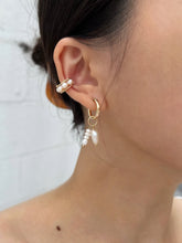 Load image into Gallery viewer, Aria 14k Gold Freshwater Pearl Ear Cuff