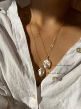 Load image into Gallery viewer, Drea 14k Gold Baroque Pearl Pendant Necklace Adjustable