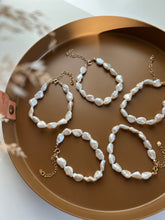 Load image into Gallery viewer, Olivia 14K Gold Baroque Beaded Pearl Bracelet