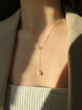 Load image into Gallery viewer, Hazel Single Freshwater Pearl Necklace