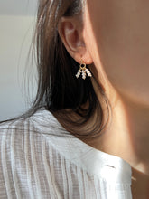 Load image into Gallery viewer, Kiri 14K Gold Mini Beaded Pearl Earring