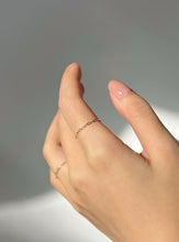 Load image into Gallery viewer, Thin Cable Chain Dainty Ring
