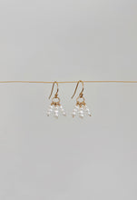 Load image into Gallery viewer, Kiri 14K Gold Mini Beaded Pearl Earring