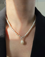Load image into Gallery viewer, Ellison S925 Sterling Silver Pearl Necklace
