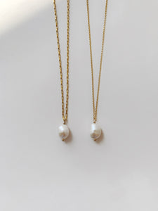 Becca Baroque Pearl Necklace Adjustable