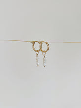 Load image into Gallery viewer, Hailey Pearl Huggie Hoop Earring (Single)
