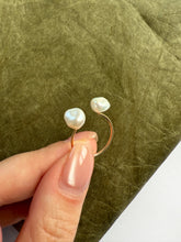 Load image into Gallery viewer, Alya 14K Gold Freshwater Pearl Ring Adjustable

