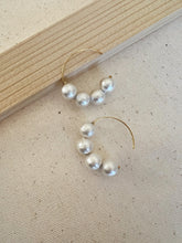 Load image into Gallery viewer, Ellie 14K Gold Natural Cotton Pearl Hoop Earring
