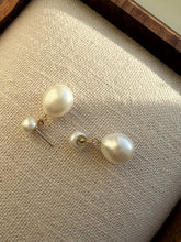 Load image into Gallery viewer, Lynn 14k Gold Freshwater Pearl Earring
