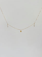Load image into Gallery viewer, Giselle 14k Gold-Filled Heart Pearl Necklace Choker
